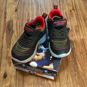 EUC Skechers Kids' Black and Red Sneakers